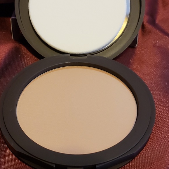 Tarte Smooth Operator Powder - Picture 4 of 5